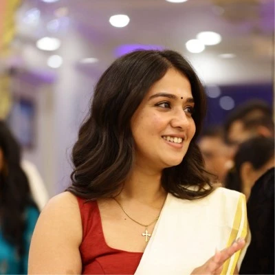 Elizabeth Mark - LinkedIn Creator