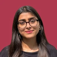 Jasmin Lochav - LinkedIn Creator