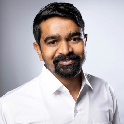 Kishan Kanani - LinkedIn Creator