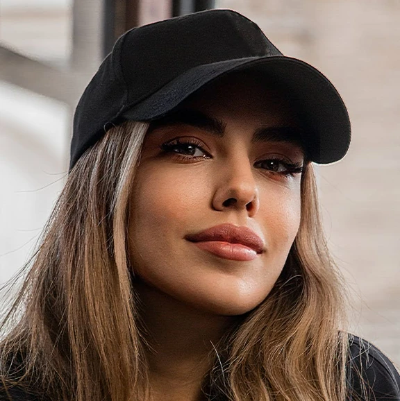 Natasha - LinkedIn Creator