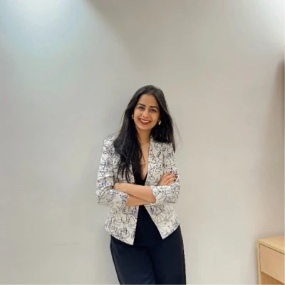 Neha Lohia - LinkedIn Creator
