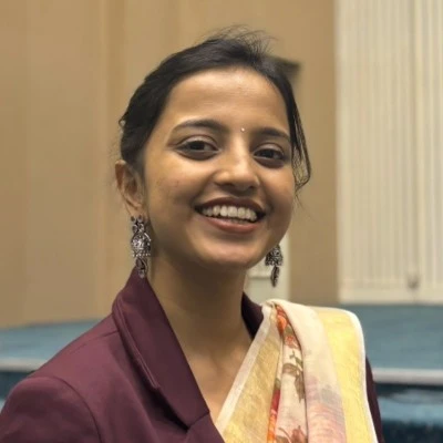 Vedika Khatri - LinkedIn Creator